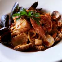 Pescatore · Linguine, mussels, fresh fish, calamari, jumbo shrimp, scallop, white wine, light spicy Pomo...