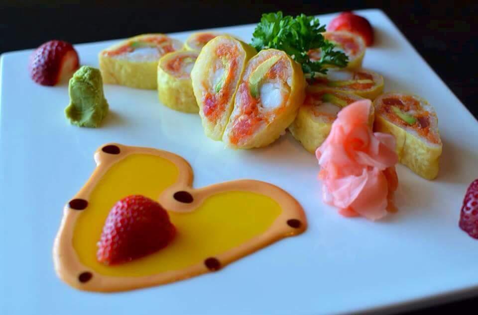 Hot Lover Maki · Raw. Spicy tuna, shrimp tempura and avocado wrapped in soybean paper.
