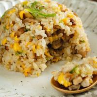 Japanese Fried Rice日本炒饭 · Egg, onion, scallions, corns