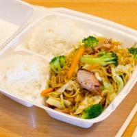 Chicken Yakisoba · Stir fry noodle with vegetables.