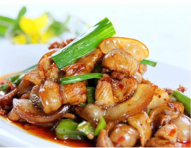 52. Sichuan Twice- Cooked Pork川味回锅肉 · Spicy.