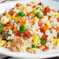 115. Yang Chow Fried Rice 扬州炒饭 · Served with ham, chicken and shrimp.
