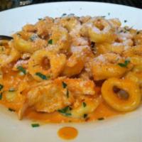 Tortellini · Filled with cheese or meat sauce.