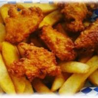 Kids Chicken Wings with Fries · 5 pieces.