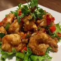 Pik Kuar · Crispy shrimp, Thai chili, fresh garlic, scallions, bell peppers