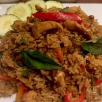 Khao Pad Kee Mao · Sriracha fried rice, Thai basil, bell peppers, fresh chili, garlic (Vegetarian)
