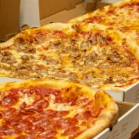 Family Feast # 6 · Two medium one topping pizzas, 6 garlic knots, large beverage.

Choose different toppings fo...