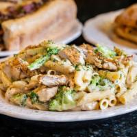 Chicken Broccoli Ziti · Comes with a choice of Alfredo or wine sauce. Recommended. Customer favorite.