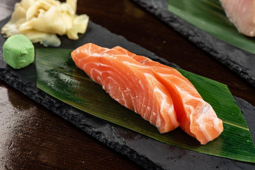 King Salmon Sashimi · 2 pieces