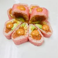 Sweetheart Roll · Spicy tuna crunch, avocado and mango wrapped with soy paper and spicy mayo