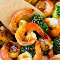 25. Shrimp with Broccoli Dinner Combo · Served with pork fried rice and egg roll.