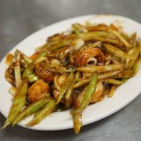 69. Shrimp in Hot Garlic Sauce · Shredded carrots, celery, bamboo shoots and mushrooms. Hot and spicy.