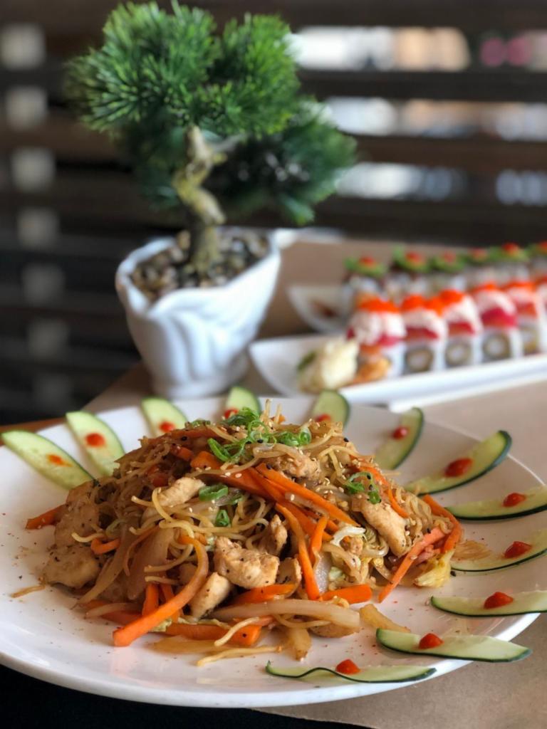 Yaki Soba · Stir fried Japanese noodles with vegetables and choice of meat in a tangy sauce. 