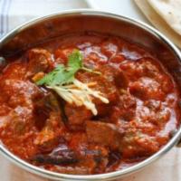 Vindaloo · Tangy hot sauce made with kashmiri chilli garam masala, garlic and vinegar, mixed with potat...
