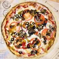 Veggie Pizza (760 Cal) · tomato sauce, mozzarella, olives, tomato, mushroom, peppers, onion