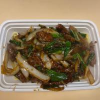 Mongolian Beef蒙古牛 · Beef with brown sauce and vegetables. Hot and spicy.