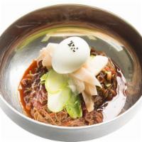 Bibim Naeng Myeon 비빔 냉면 拌冷面 · Arrowroot noodles with sliced beef and vegetables with hot and spicy sauce. Spicy. 拌冷面