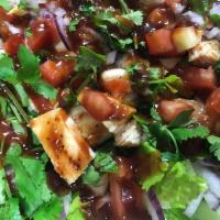 BBQ Chicken Salad · Lettuce, Cilantro, Red Onions, Tomatos, Grilled Chicken Breast, BBQ Sauce.