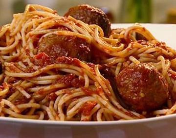 Spaghetti with Meatballs and Marinara Sauce · 3 Meatballs with spaghetti and marinara sauce. Served With Garlic Bread