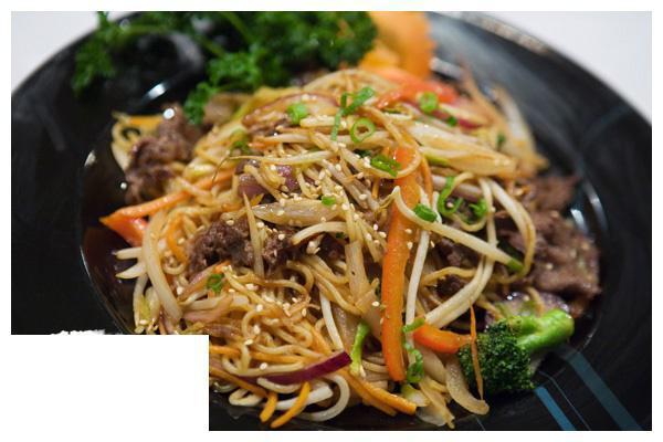Beef Yakisoba · Beef, sauteed vegetables and soba noodle pan-fried, marinated with house yakisoba sauce.