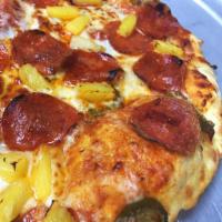 Vigilante Pizza · Pepperoni, jalapeno and pineapple
