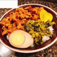 D07. Braised Pork Rice 滷肉飯 · 