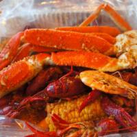 Combo B · 1 lb shrimp(head-on),1 lb crawfish & 1/2 lb crab legs