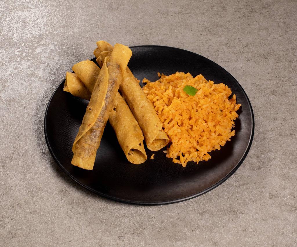 Flautas · 4 crispy corn tortillas filled with beef on ranchero sauce or chicken on tomatillo sauce served with rice and guacamole topped with queso and sour cream.

