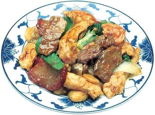 28. Star House Happy Family · Large shrimp, chicken, beef, pork with assorted mixed vegetables in brown sauce. Served with white rice.