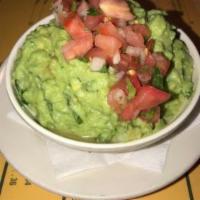 Guac Appetizer & Chips 8oz · Homemade avocado dip topped with pico de gallo