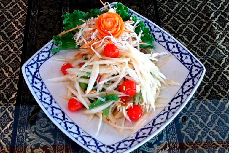Bangkok House Authentic Thai Restaurant · Curry · Vegetarian · Soup · Asian · Thai · Noodles · Salads