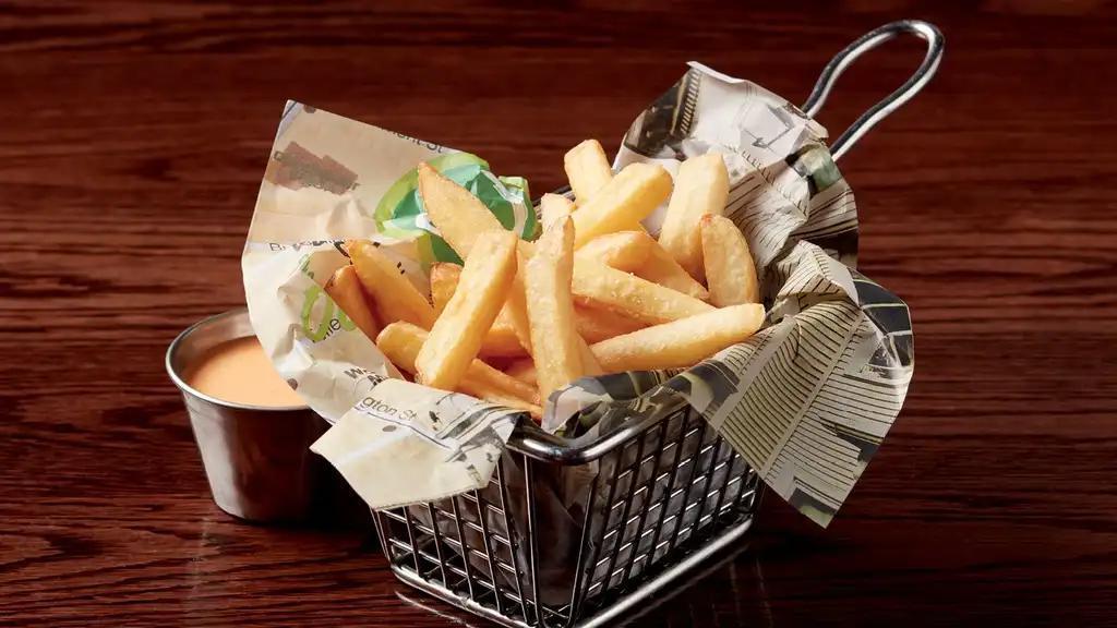 Crispy Yukon French Fries · 390 calories.