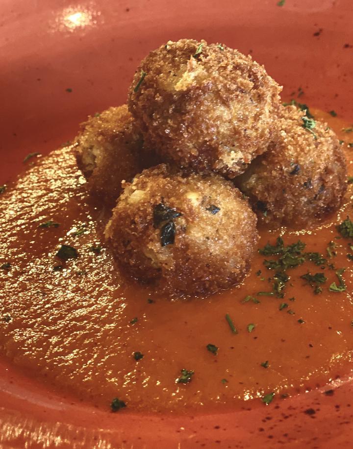 Shrimp Crab Fritters · Risotto fritters, shrimp, crab, roasted tomato coulis sauce. (Fritters contain crab, shrimp, parmesan cheese, onion seasoning).

Possible Allergies: Seafood, shellfish, dairy, garlic, onion, tomato.
