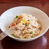 Yang Chow Fried Rice 扬州炒饭 · Traditional Chinese street food. Stir-fry jasmine rice with egg, peas, carrots, onion, bean ...