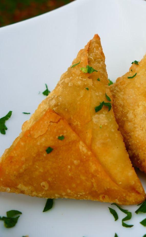 Arabian Sambosa (Vegetarian) - 1 pc. · Shelled and fried peas, onions and potatoes. Contains traces of eggs. 