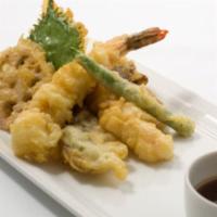 Shrimp and Veggie Tempura Appetizer · Japanese batter tempura with shrimp and vegetable is crunch served with special sauce