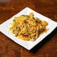 65. Singapore Pancit · Hot and spicy.