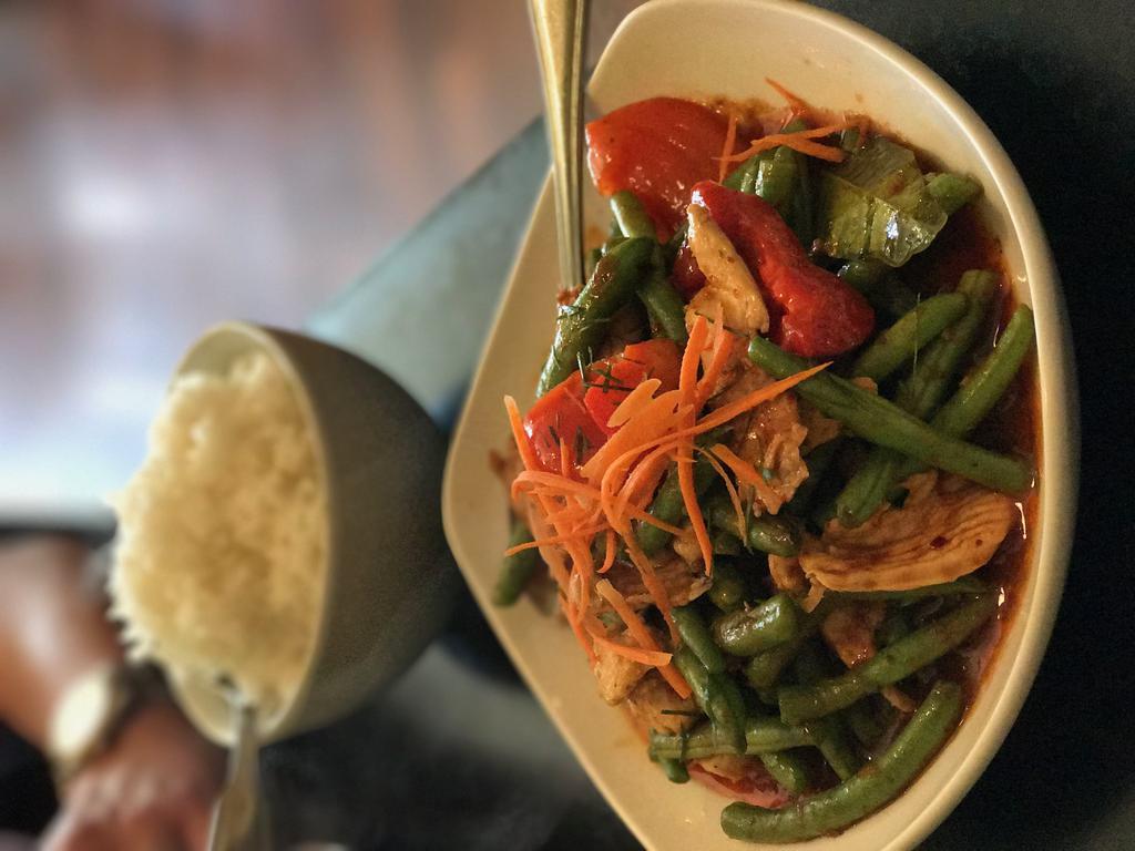 Green Beans · Green beans and bell peppers sauteed with sweet chili paste.

