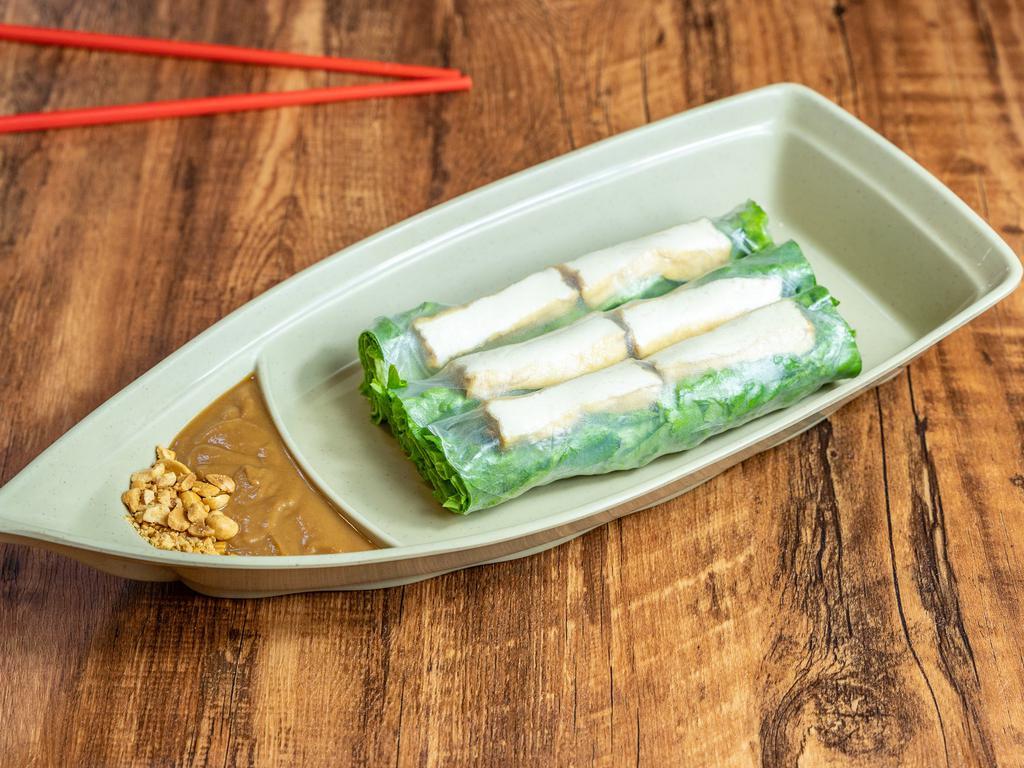 A8. Vegetarian Salad Tofu Rolls · Goi cuon chay. 3 rolls.