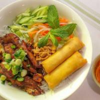 38. BBQ Chicken and Egg Roll with Vermicelli · Bun ga nuong cha gio.