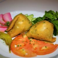 Sambosa Vegetables · (3 Pieces) Fried dish with made of special samosa egg rolls with vegetables filling, potatoe...