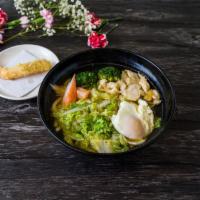 Nabe Yaki Udon · Chicken, vegetable, egg with noodle soup.