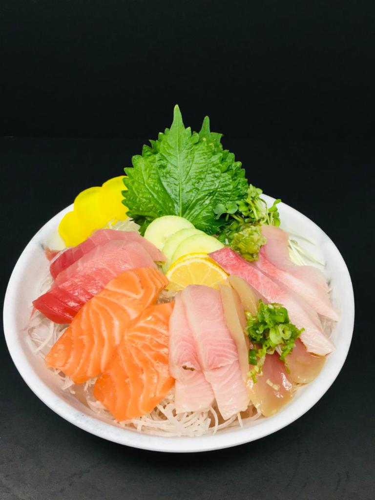 Sashimi Combo 10 Pieces Dinner's Special · Choice of 2 pcs each. Come with soup, salad and rice.