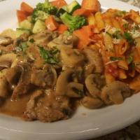 Veal Scaloppini · Veal sauteed in white wine with fresh mushrooms. Served with vegetables, pasta, bread and bu...