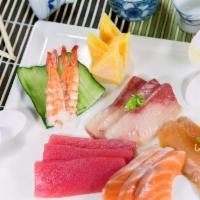 11 Pieces Chef Choice Sashimi · 