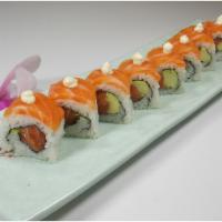 8pcs Oregon Salmon Roll · Salmon & avocado roll, topped with more salmon & spicy mayo. Contains raw fish.