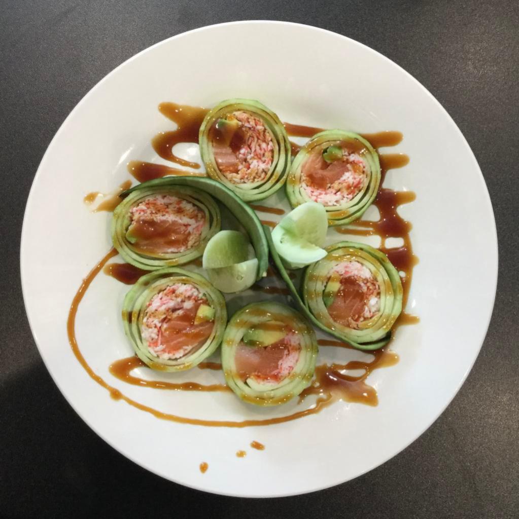 Rolls & Sushi Gokoro · Sushi · Salad · Sushi Bars · Asian Fusion · Japanese · Asian · Dessert · Salads