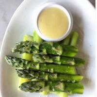  Asparagus · Steamed. Vegetarian. Gluten-free.