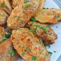 Salt and Pepper Chicken Wings · 8 pieces.