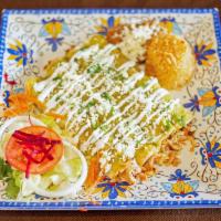Enchiladas Verdes · 4 enchiladas in red or green sauce with choice of meat.